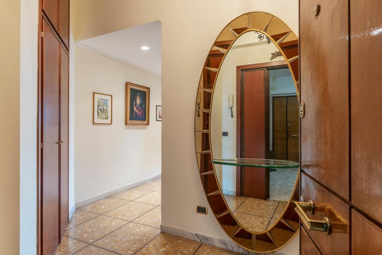 Monteverde Roomy Apartment Sun And Flowers Roma Exterior foto