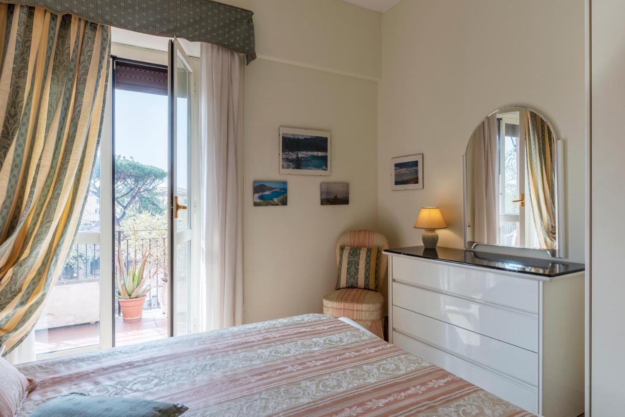 Monteverde Roomy Apartment Sun And Flowers Roma Exterior foto